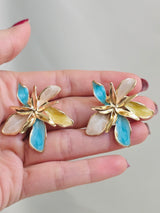 Aurum Floral Bouquet