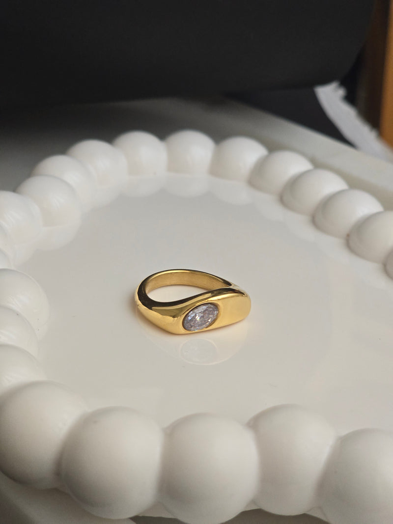 GEMS STUD RING