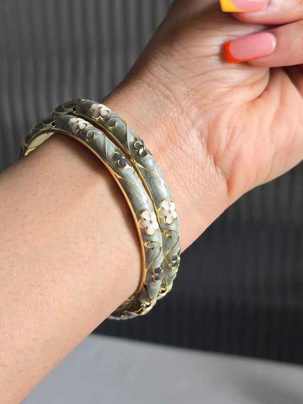 GREY MEENAKARI KADA