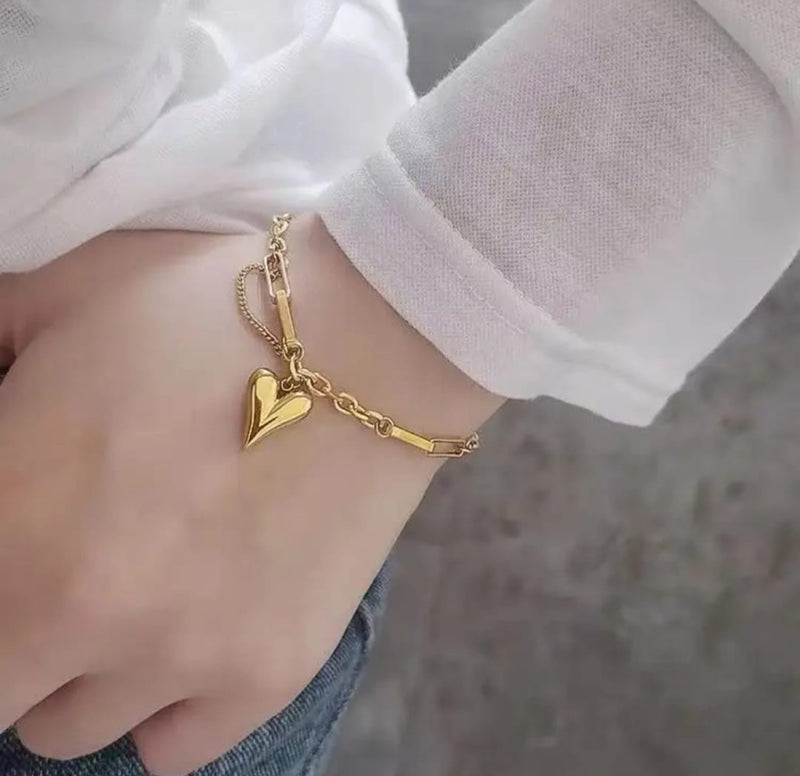 Heart Charm Chain Bracelet