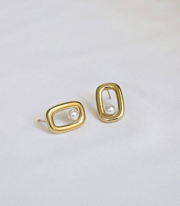 Pearly Affair