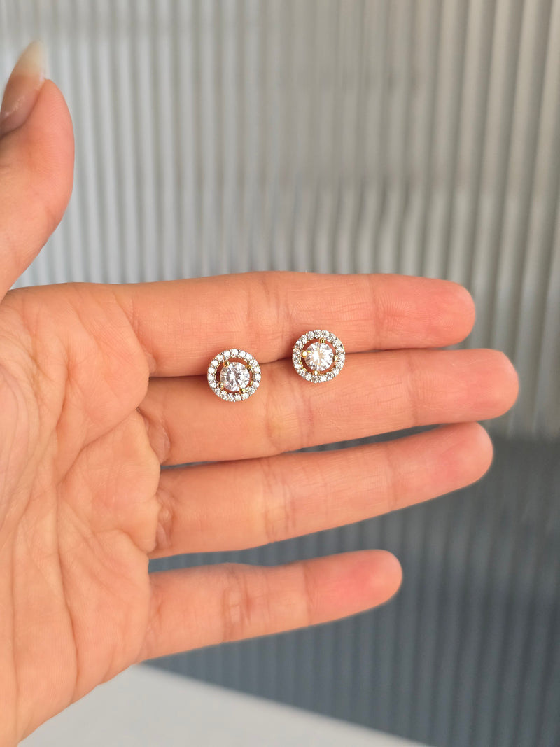SHINNING SOLITAIRE STUDS