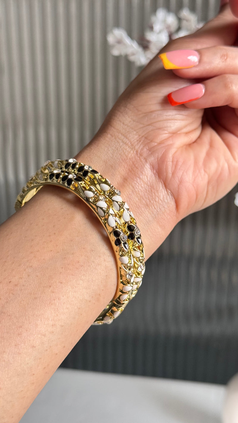 VINTAGE BLACK MEENAKARI KADA